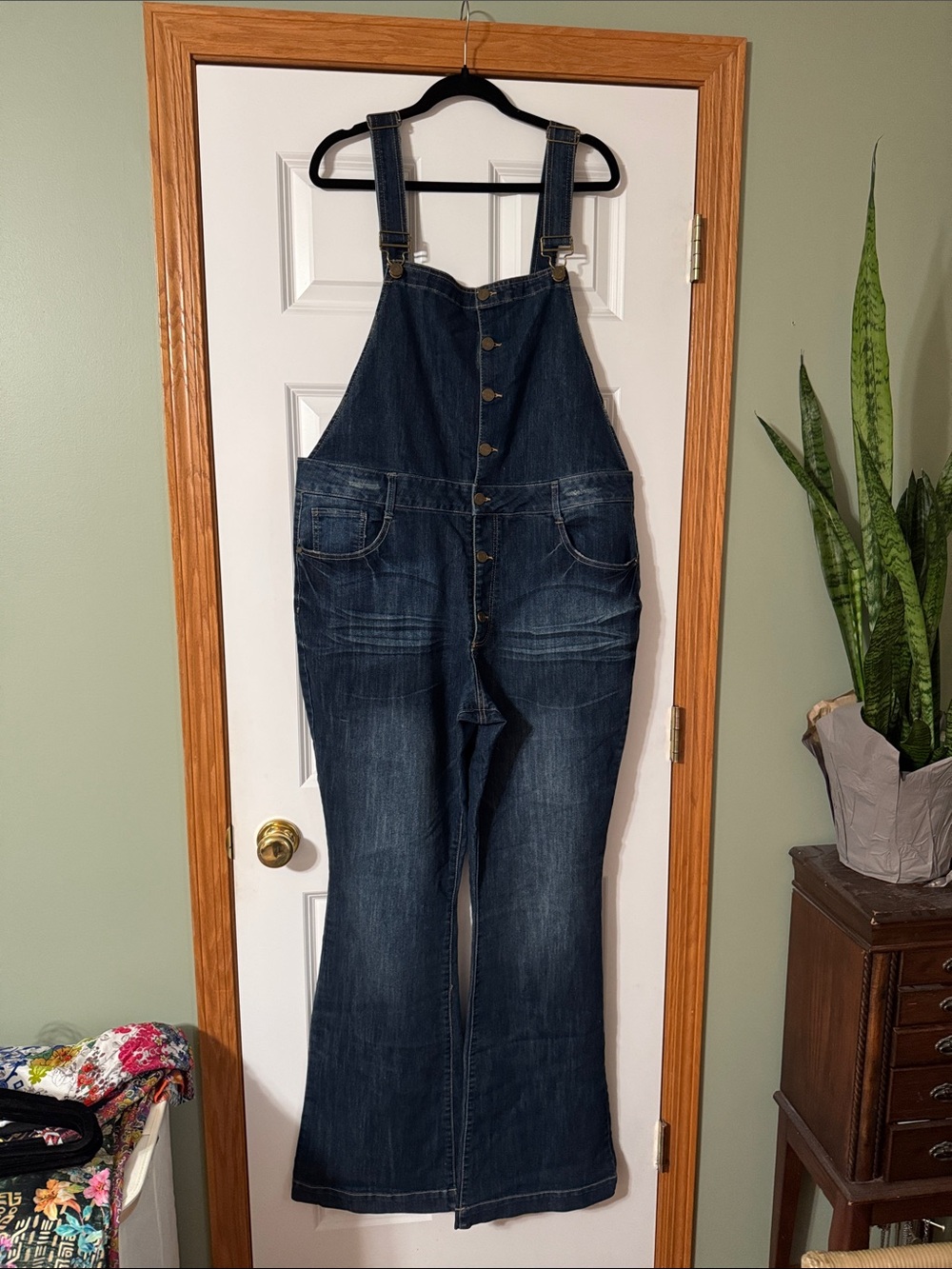 Like New RARE Dollhouse Indigo Denim Women's Button Bib Overalls size 20 tall